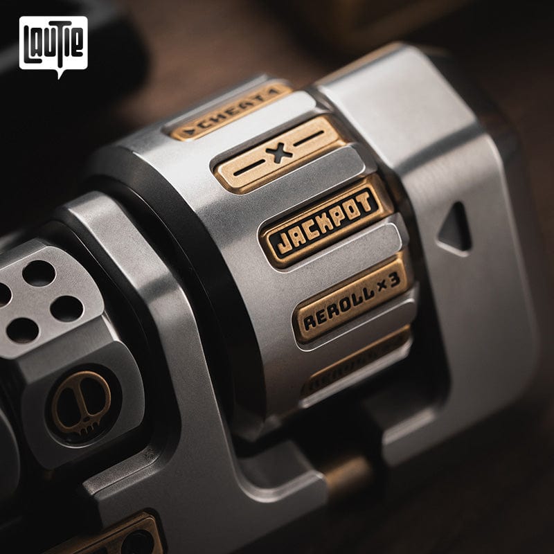 Jackpot 2.0 Deskset. 2099 Series