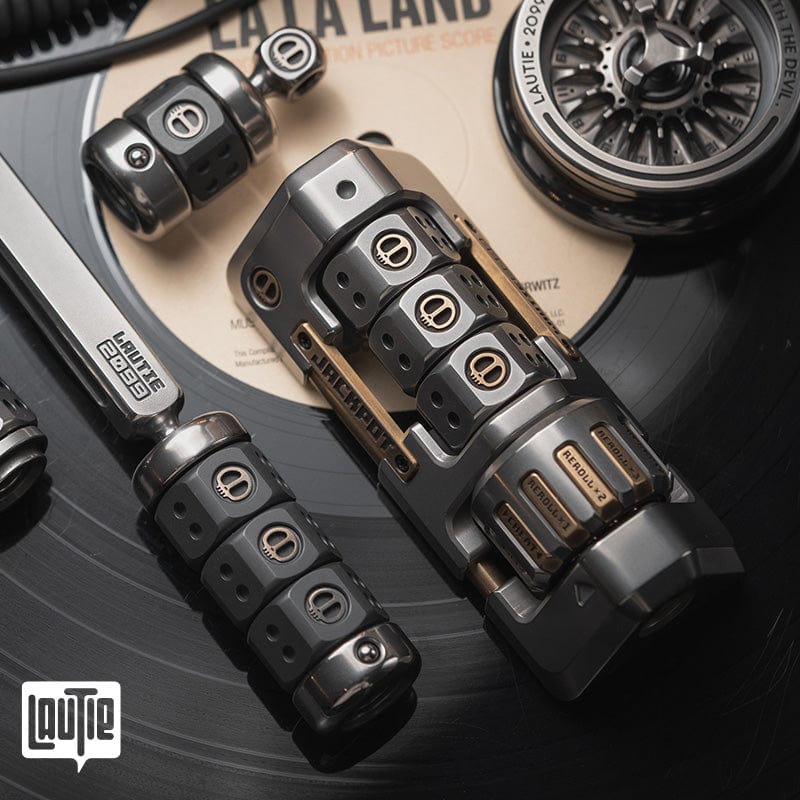 Jackpot 2.0 Deskset. 2099 Series