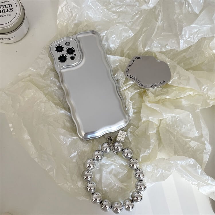 Coque coussin d'air avec bracelet en perles argentées mates pour iPhone 